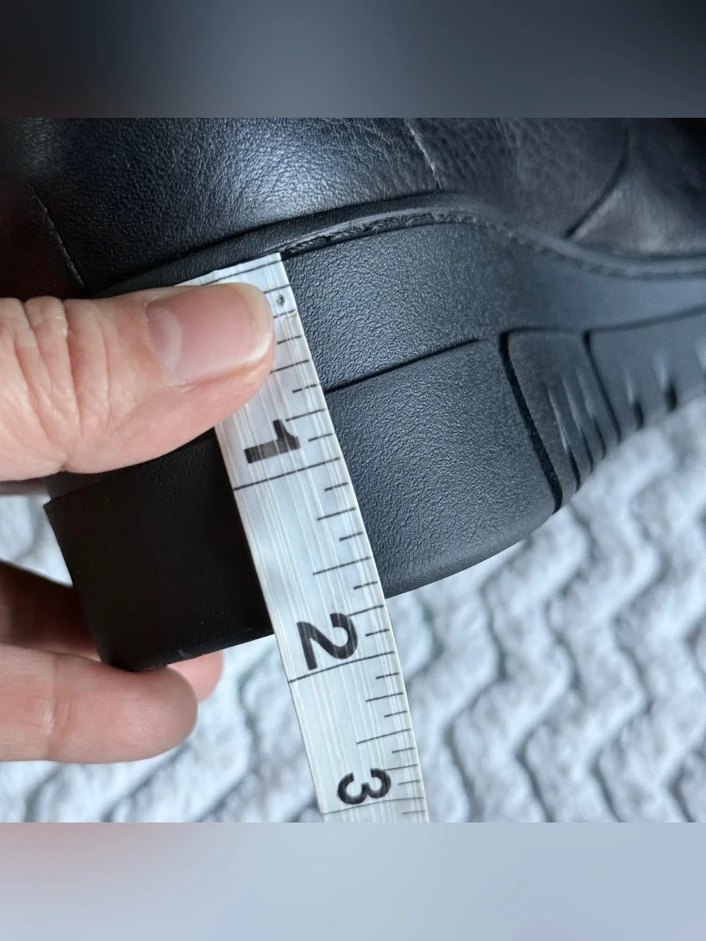 Vionic Uptown Sur Black Leather Comfort Waterproof Zipper Ankle Boots Sz 7 Wide